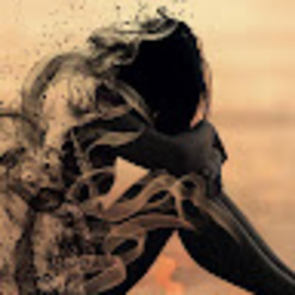 Meet your Posher, Amanda - Picture 1 of 1